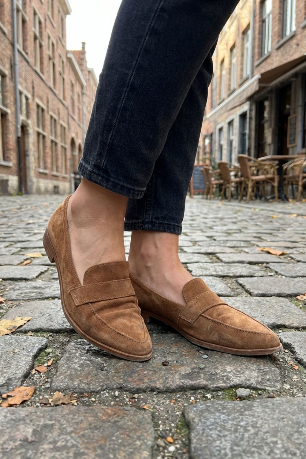 Beatrice - Women's Pointed Suede Loafer