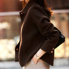 Lily - Women’s Minimalist Buttoned Crop Jacket