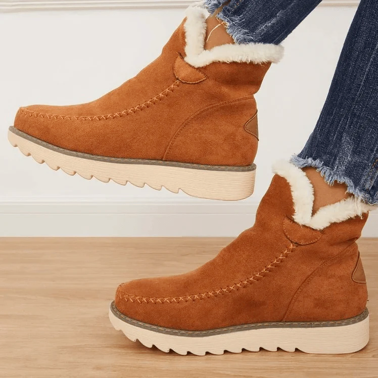 Madison - Women's Fleece-Lined Suede Ankle Boot