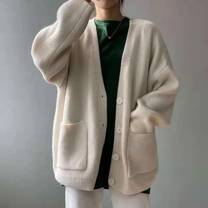 Molly - Women’s Cozy Button-Down Knitted Cardigan