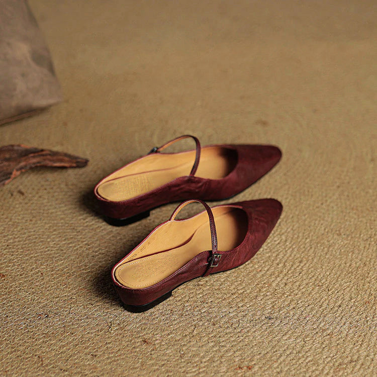 Valeria - Women's Pointed-Toe Leather Flats