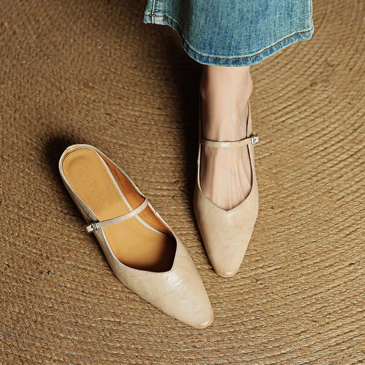 Valeria - Women's Pointed-Toe Leather Flats