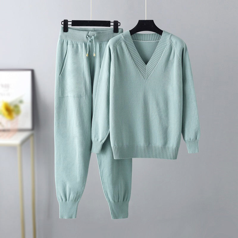 Violet - Women's V-Neck Knit Lounge Set