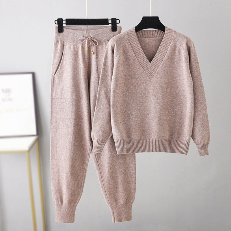 Violet - Women's V-Neck Knit Lounge Set