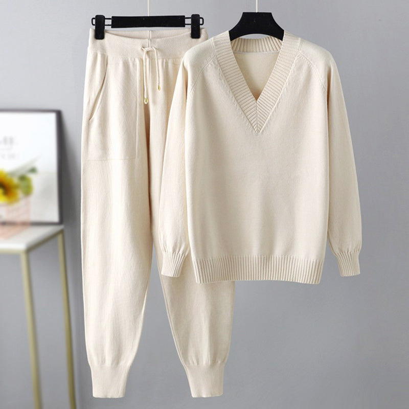 Violet - Women's V-Neck Knit Lounge Set