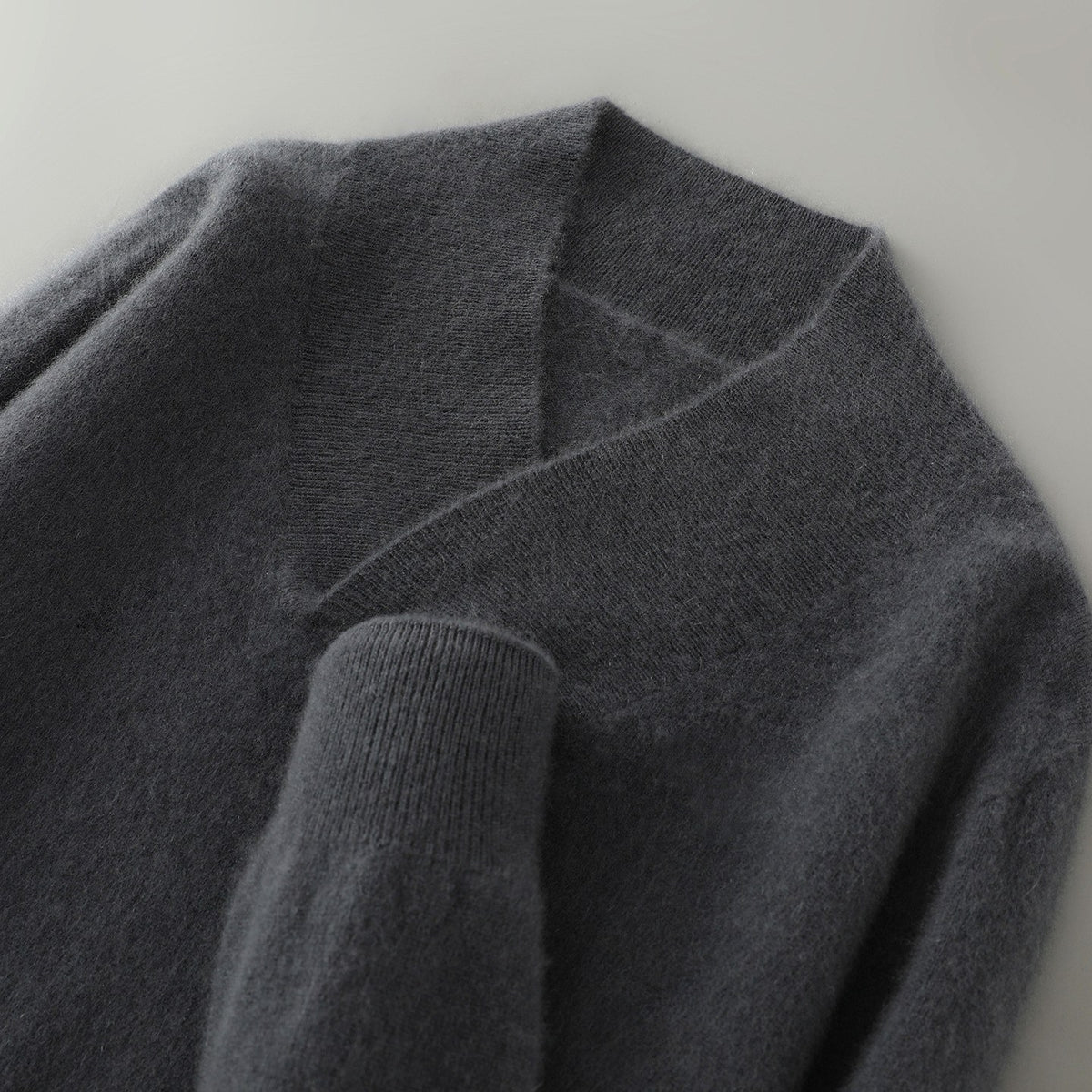 Alessio - Men's Wool V-Neck Sweater 10