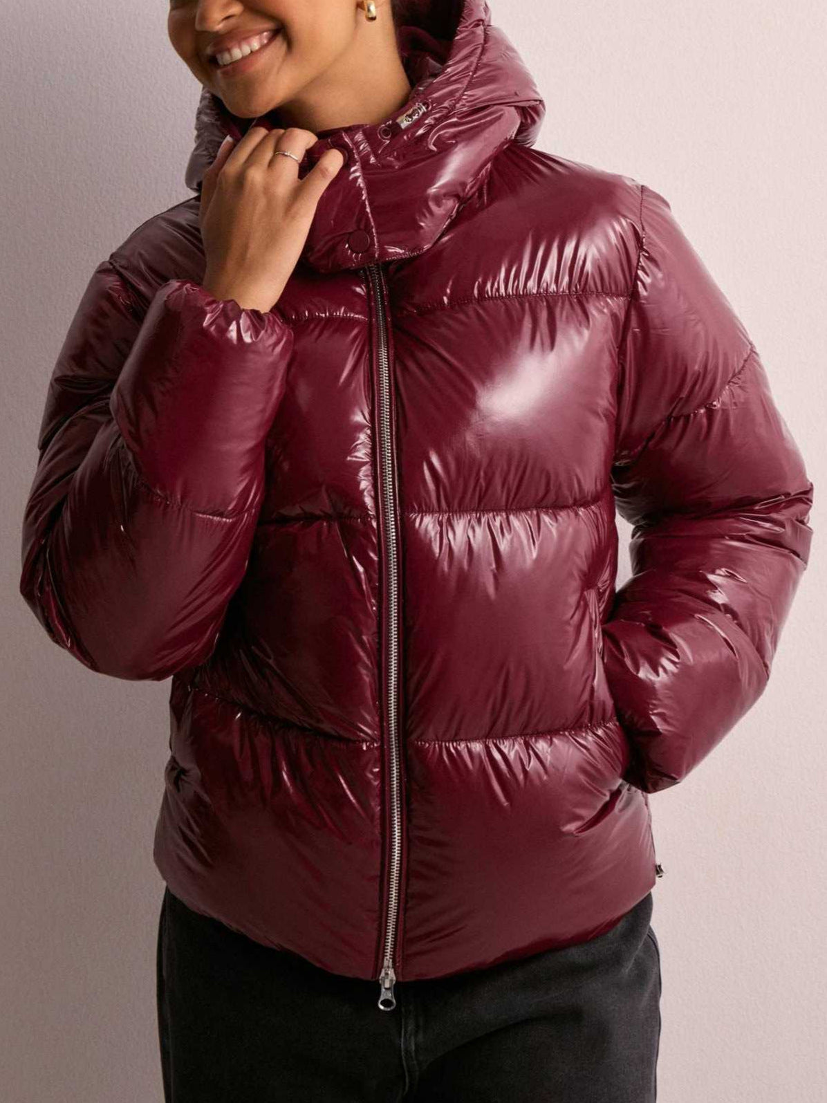 Amara - Women's Glossy Hooded Zip-Up Puffer Jacket 1