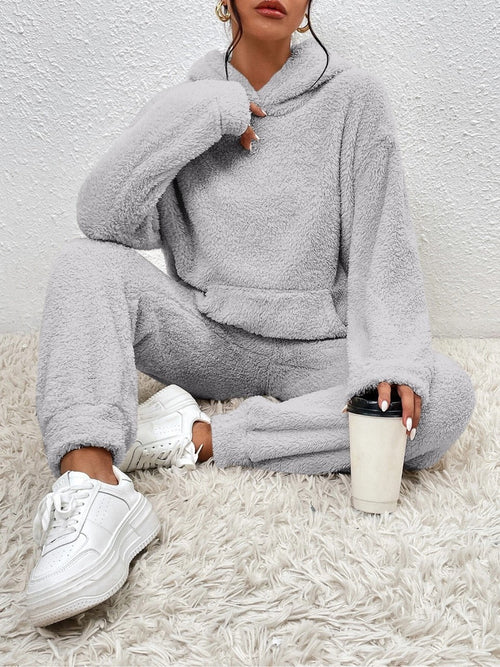 Amelia - Women's Fuzzy Hoodie & Jogger Set