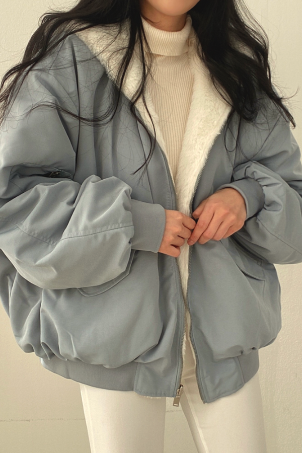 Aria - Women's Oversized Fleece-Lined Bomber Jacket