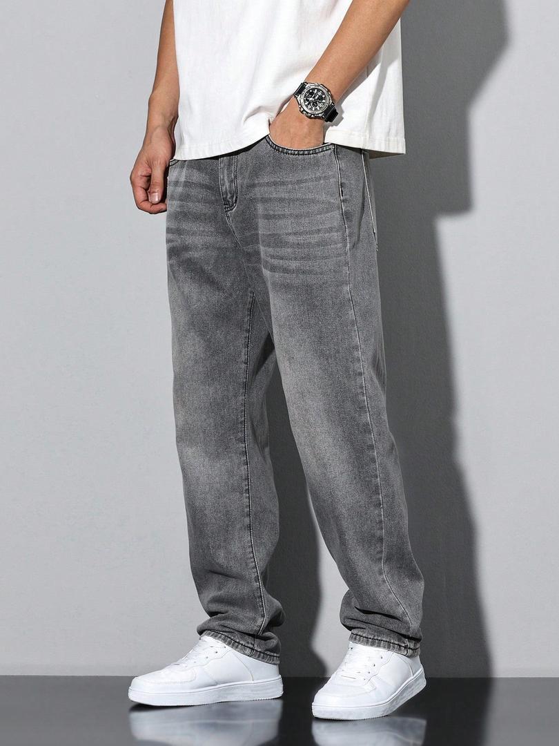 Daniel - Men's Classic Straight-Leg Jeans with Faded Denim Wash