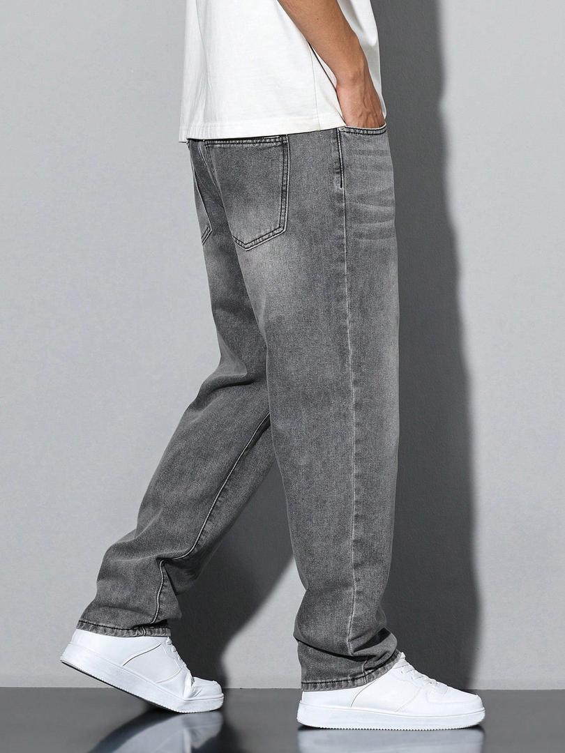 Daniel - Men's Classic Straight-Leg Jeans with Faded Denim Wash