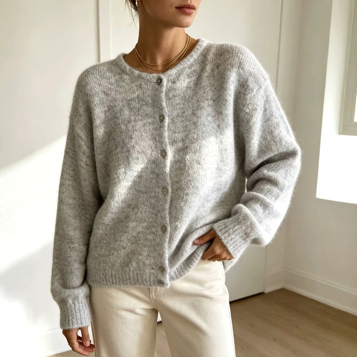 Edda - Women's Crew Neck Button-Front Knit Cardigan 1