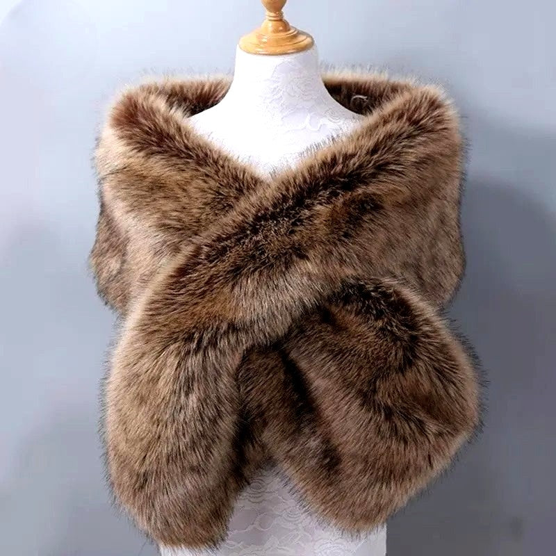 Ianthe - Women's Faux Fur Wrap Draped Shawl 1