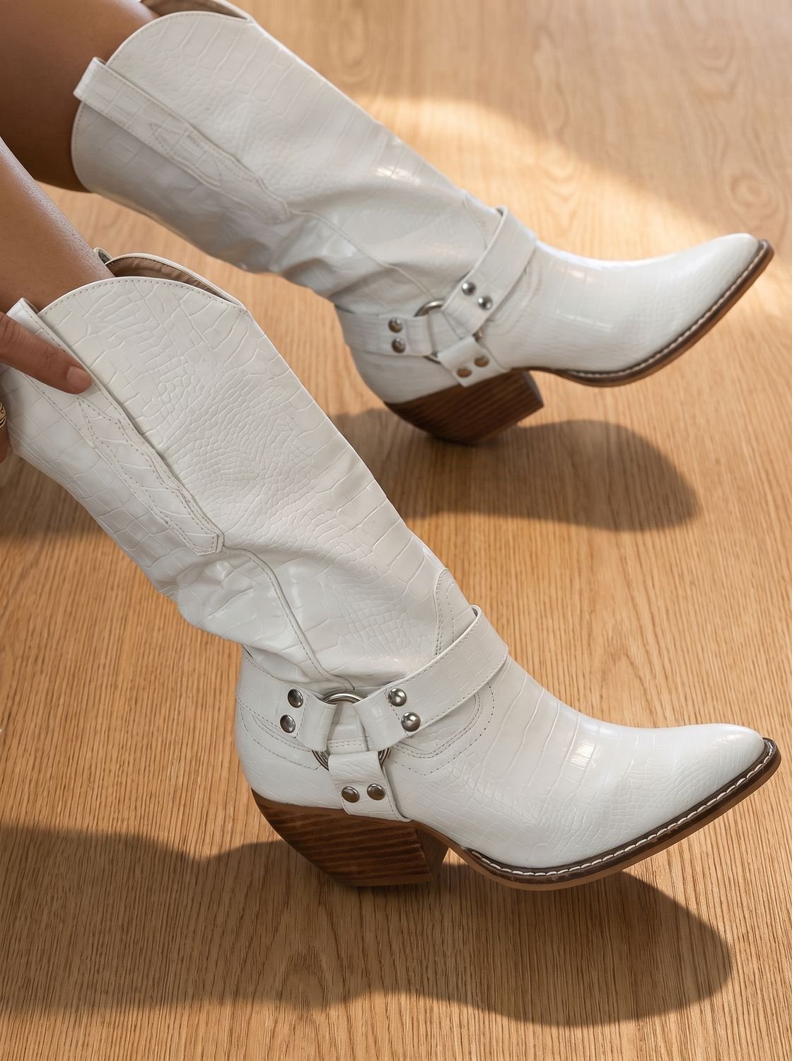 Lydia - Women's Pointed-Toe Knee-High Cowboy Boots 
