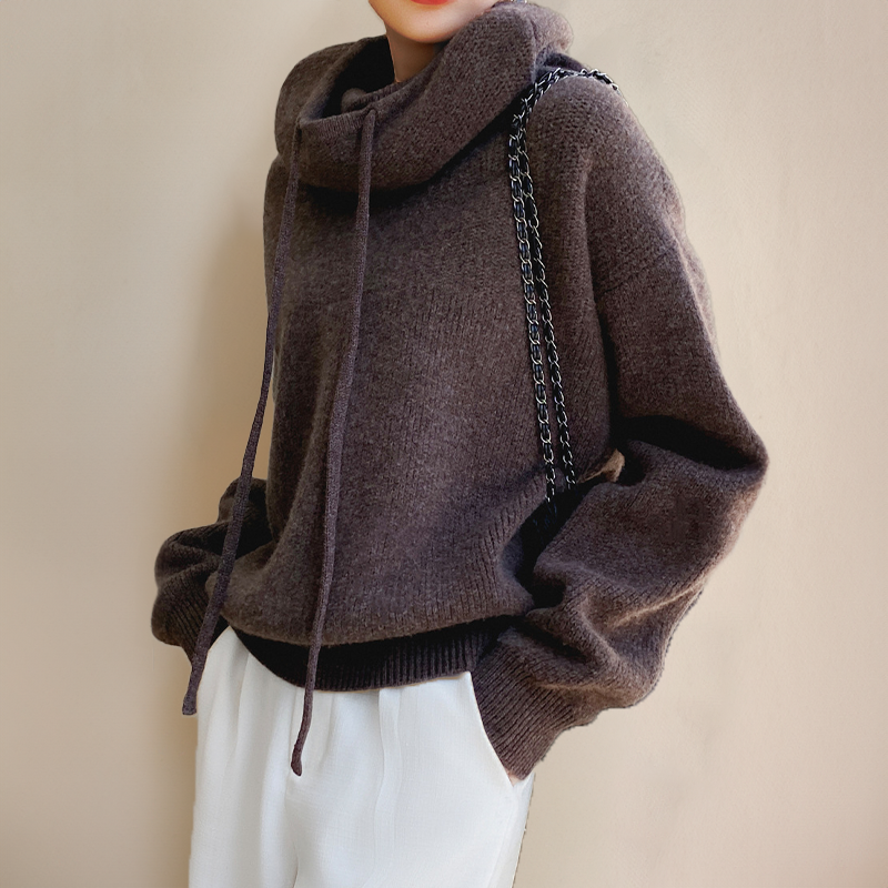 Meredith - Women's Turtleneck Wool Sweater