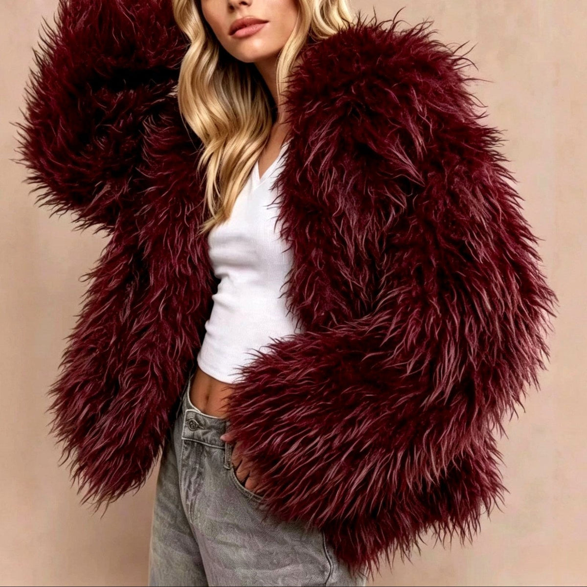 Sydney - Women's Plush Faux Fur Statement Jacket