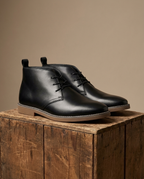 Thomas - Men's Lace-Up Desert Boots with Tan Crepe Sole